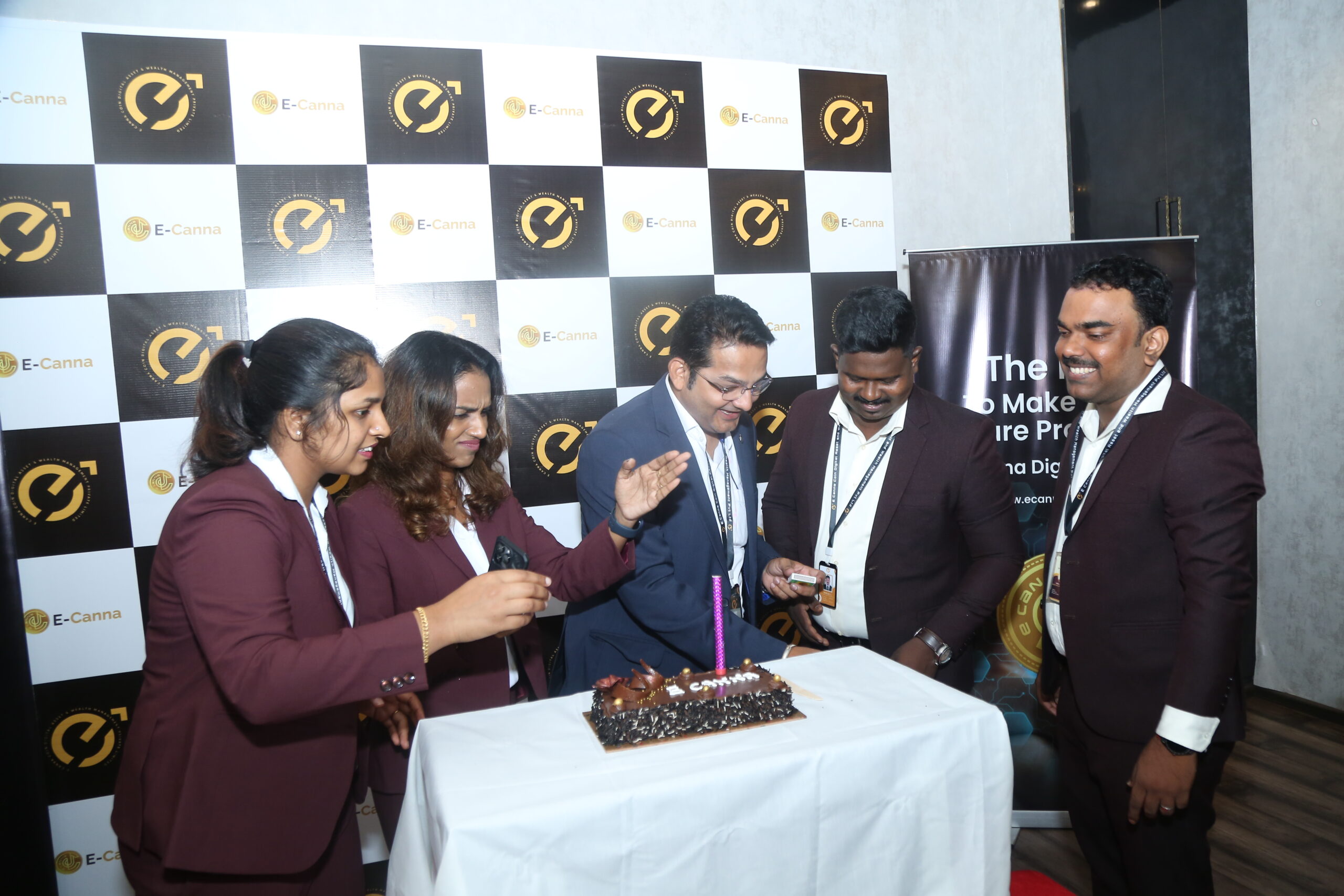 E Canna Coin Launched in Mumbai